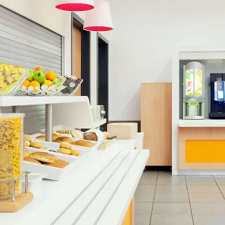Ibis Budget Station Hotel